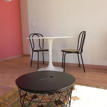 Holiday home Dependance Chateau Le Clouet A 15min De Bordeaux Pompignac