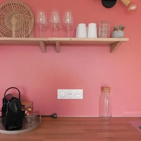 Holiday home Dependance Chateau Le Clouet A 15min De Bordeaux Pompignac