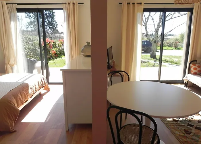 Dependance Chateau Le Clouet A 15min De Bordeaux Дом отдыха